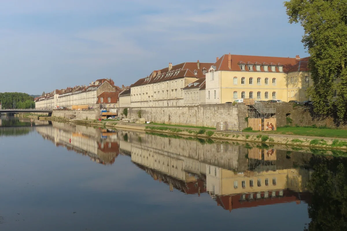 Quais de Saône feature