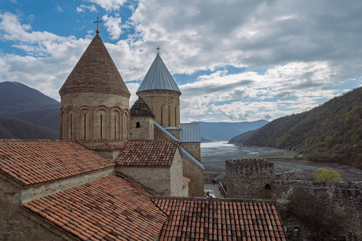 Ananuri Fortress view 2
