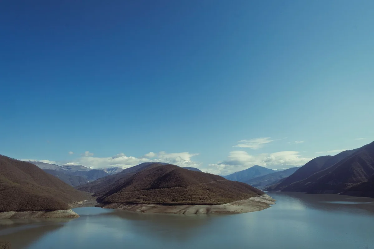 Zhinvali Reservoir view 1