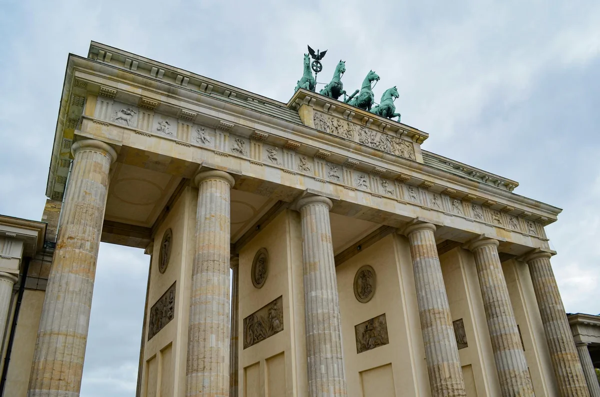 Brandenburg Gate feature