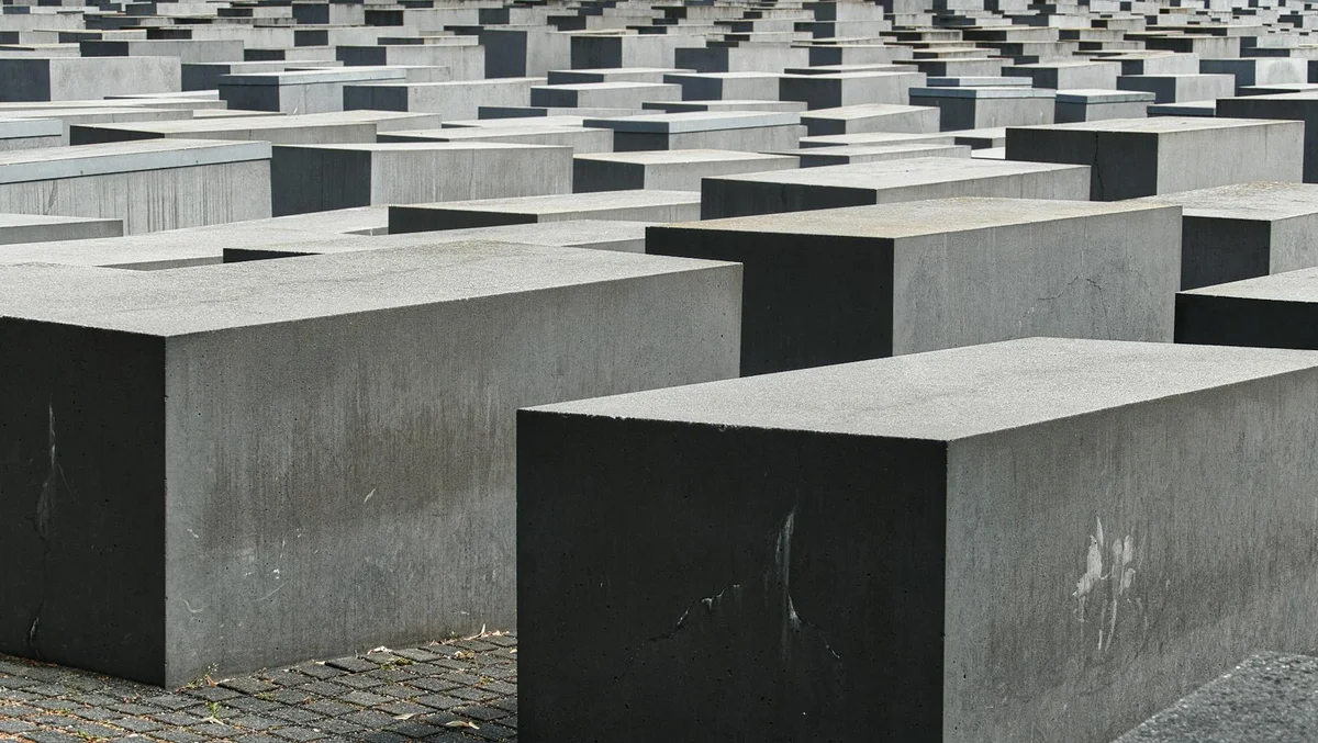 Holocaust Memorial feature