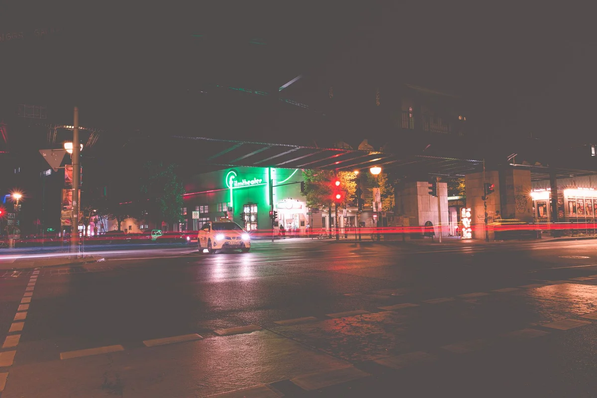 Kurfürstendamm feature