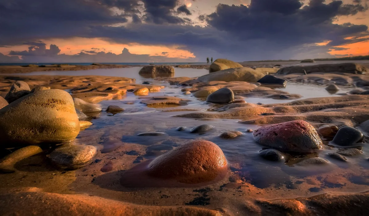 Agios Theologos Beach feature