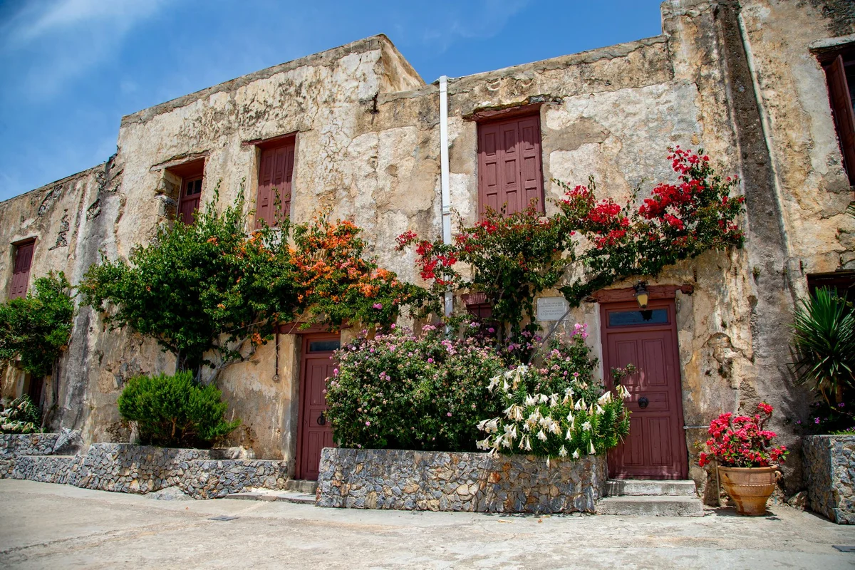 Fanes Murals feature