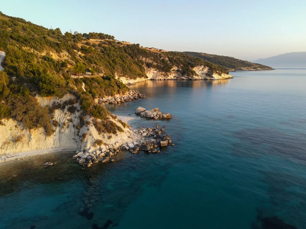 Kalafatis Beach feature
