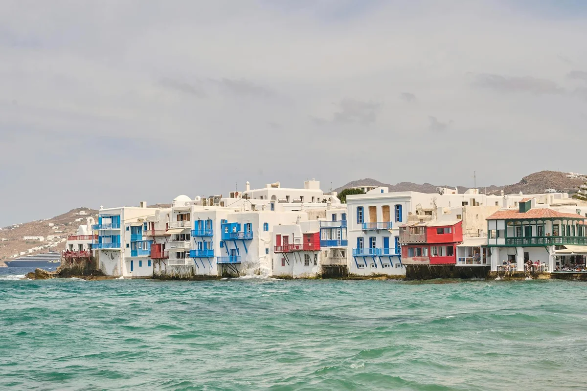 Little Venice Mykonos feature