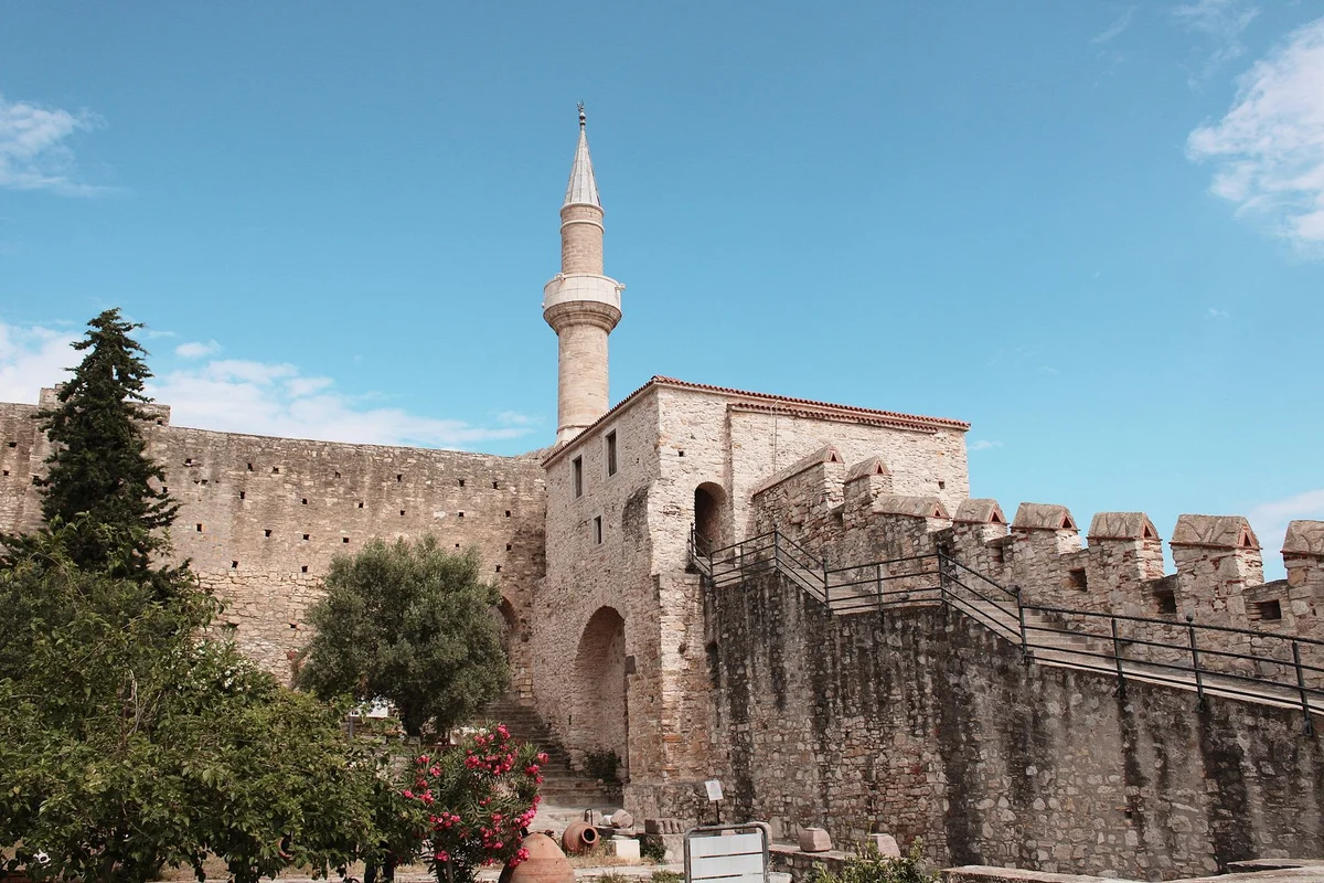 Neratze Mosque feature