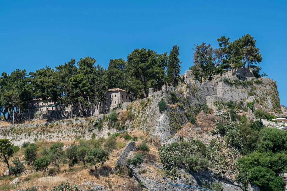 Neratzia Castle view 2