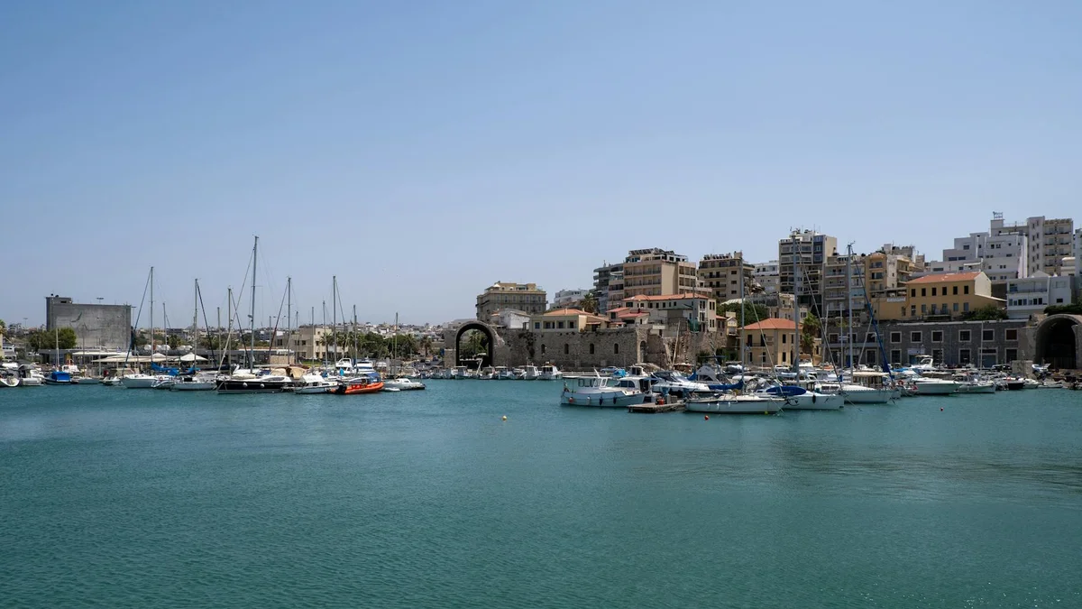 Old Harbor Heraklion view 1