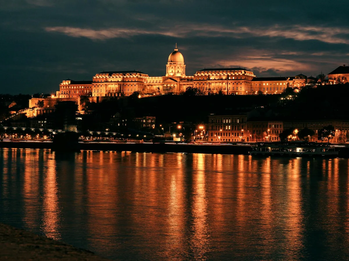 Buda Castle feature