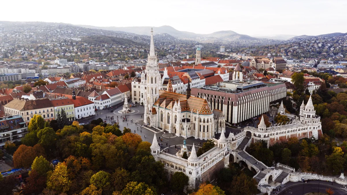 Buda Castle District feature