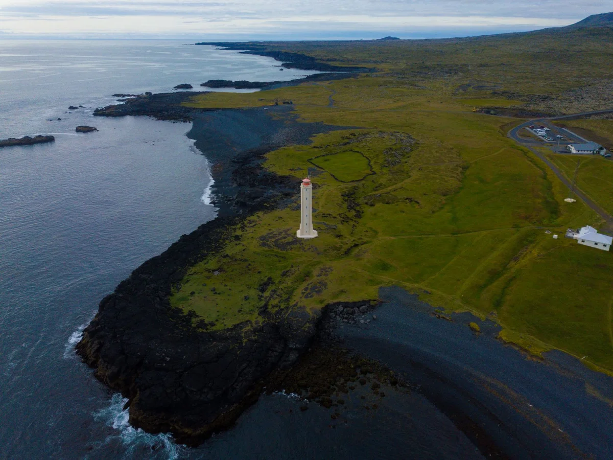 Akranes Lighthouse feature