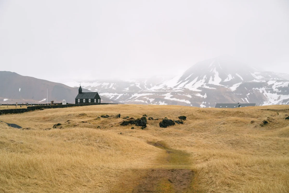 Búðir Church feature