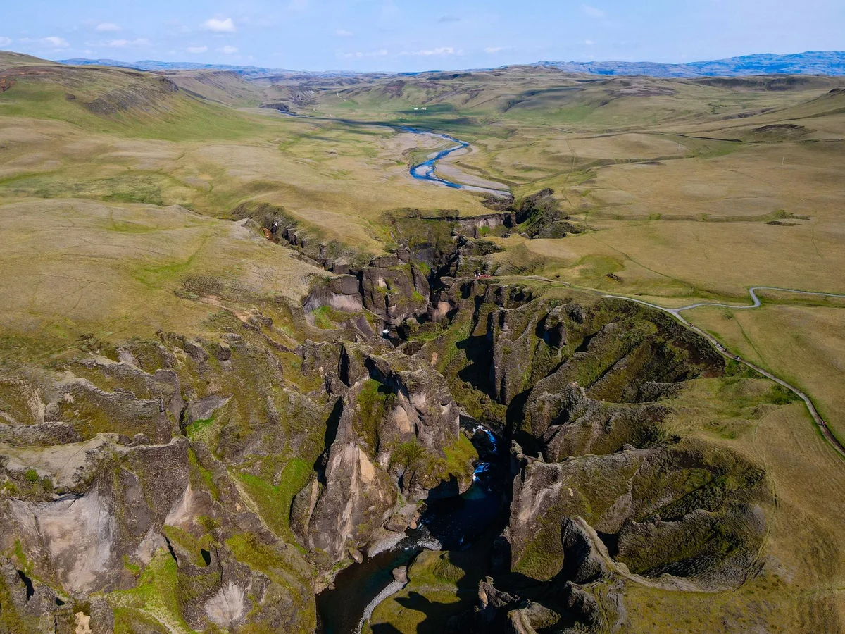 Fjaðrárgljúfur Canyon feature