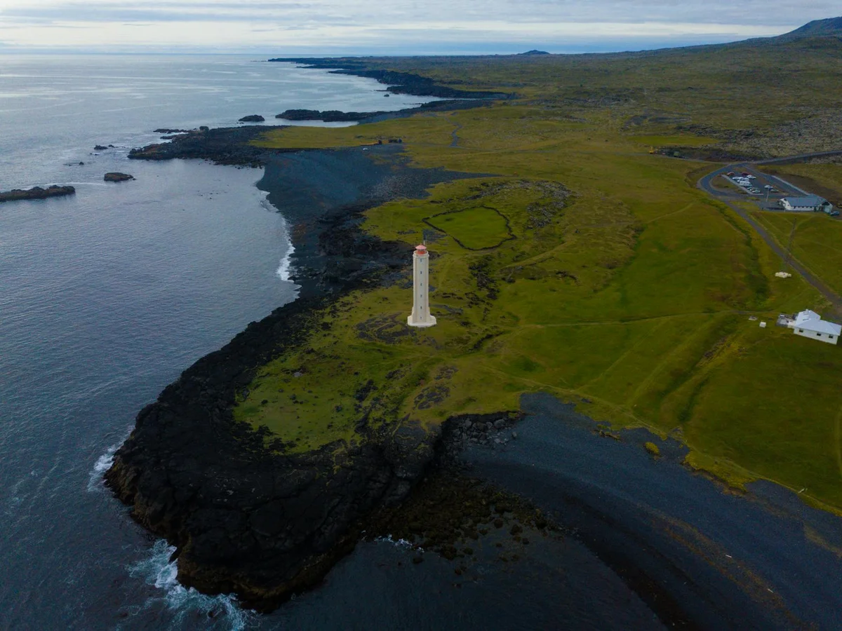 Grotta Lighthouse view 2