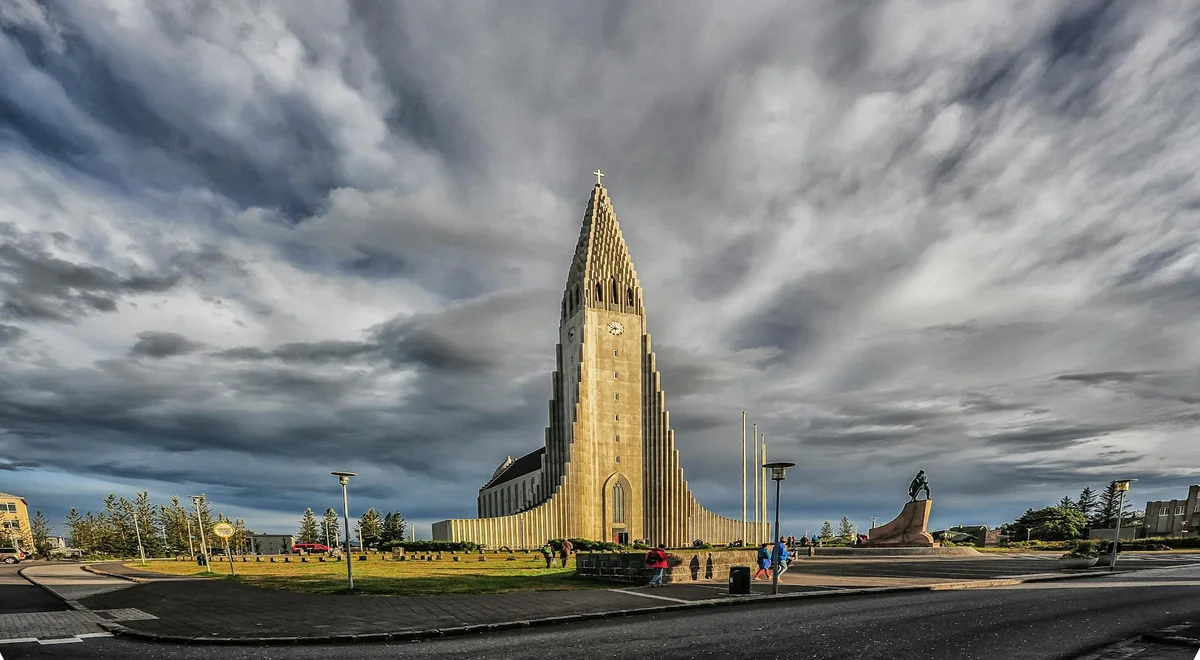 Hallgrimskirkja view 1