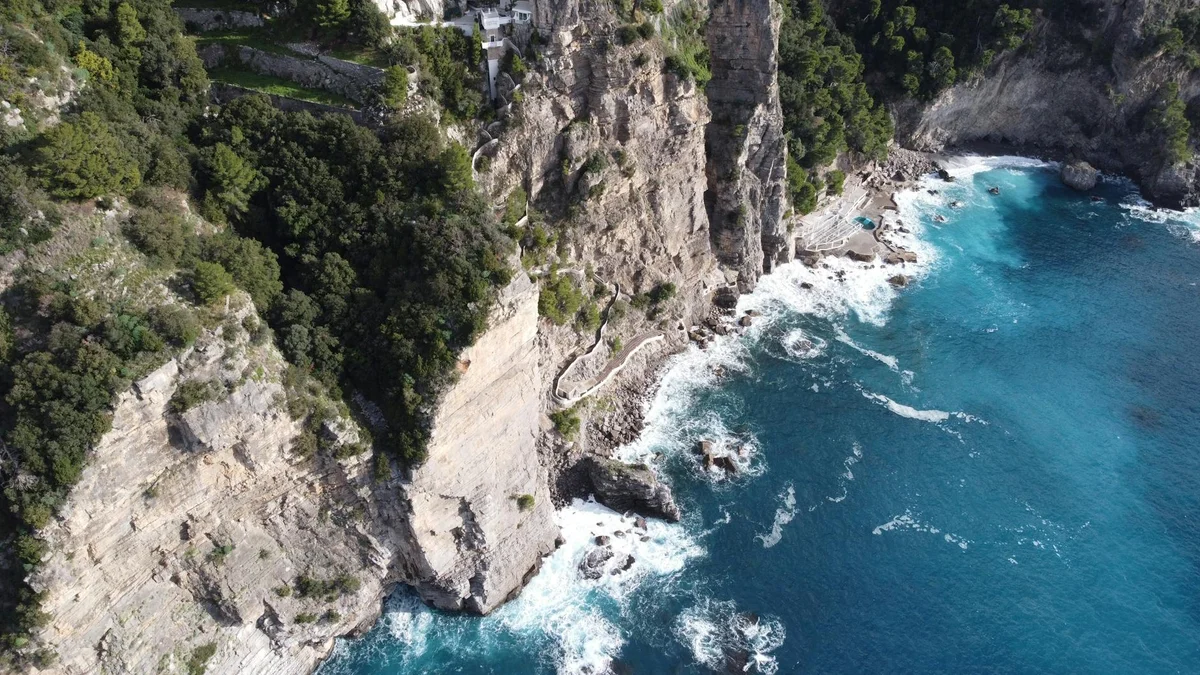 Praiano Cliff Walk feature
