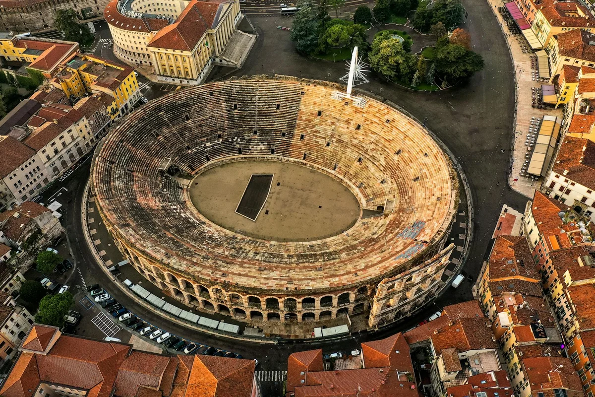 Arena di Verona feature
