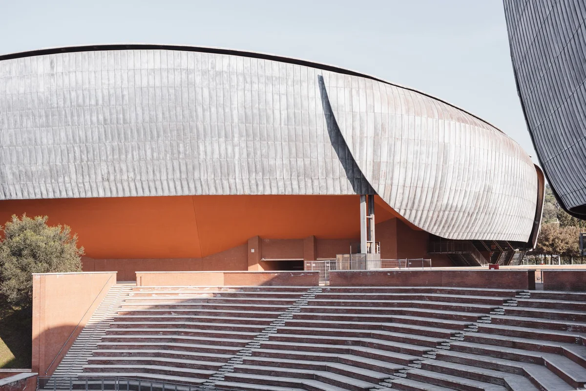 Auditorium Oscar Niemeyer feature