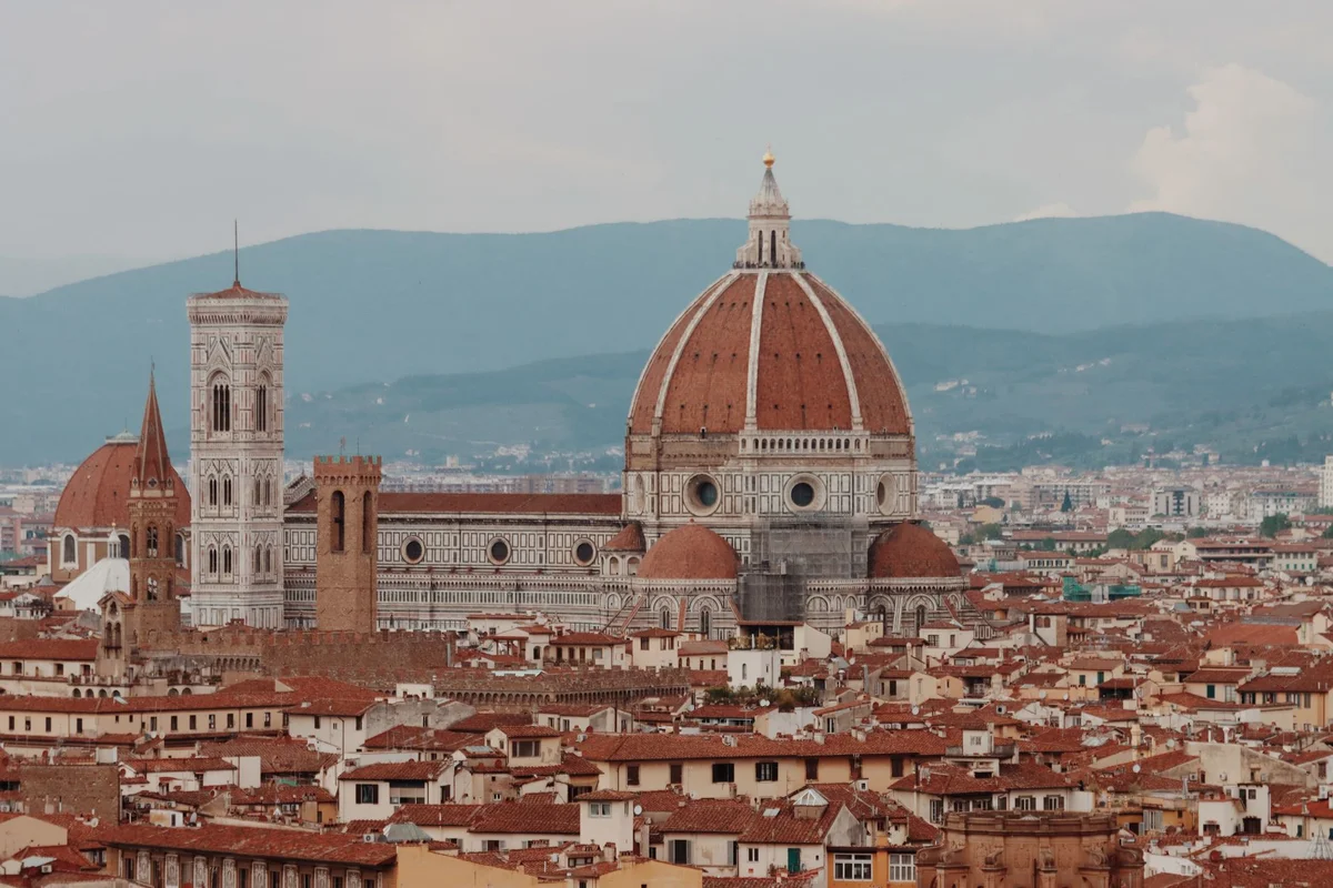Basilica di San Lorenzo feature