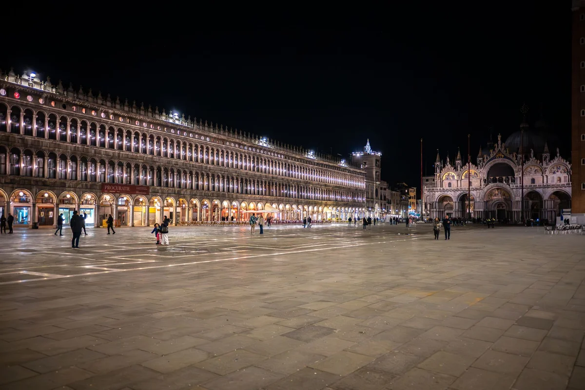 Basilica di San Marco details