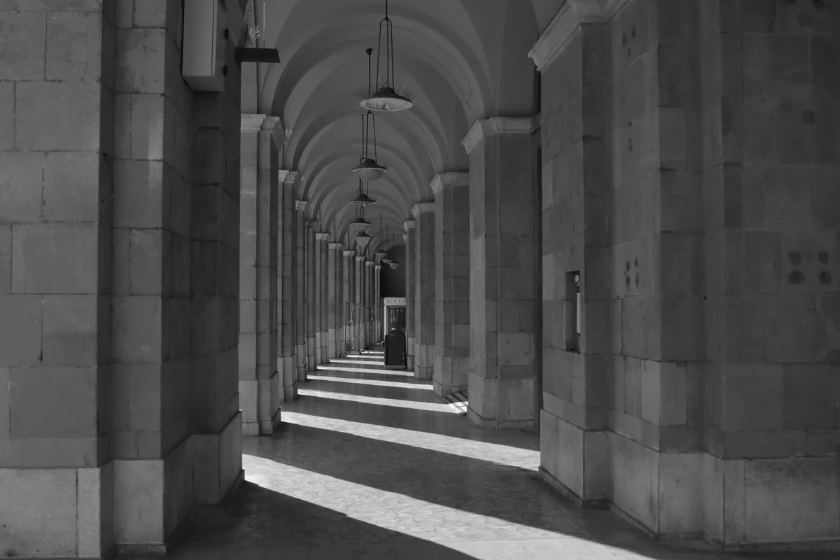 Borgo Stretto feature