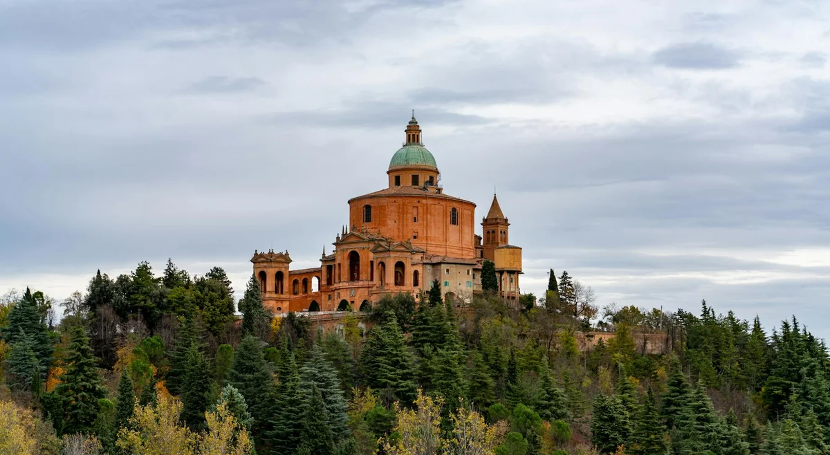 Church of San Luca feature