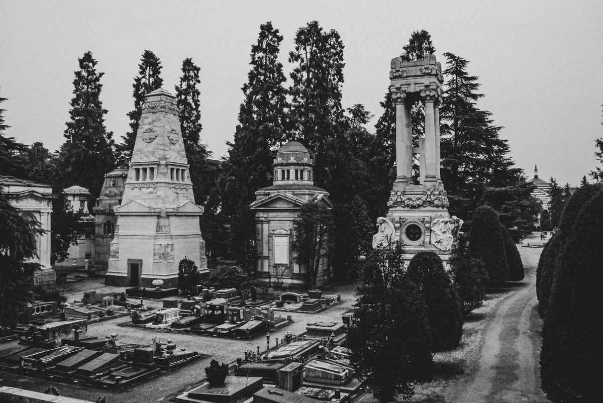 Cimitero Monumentale feature