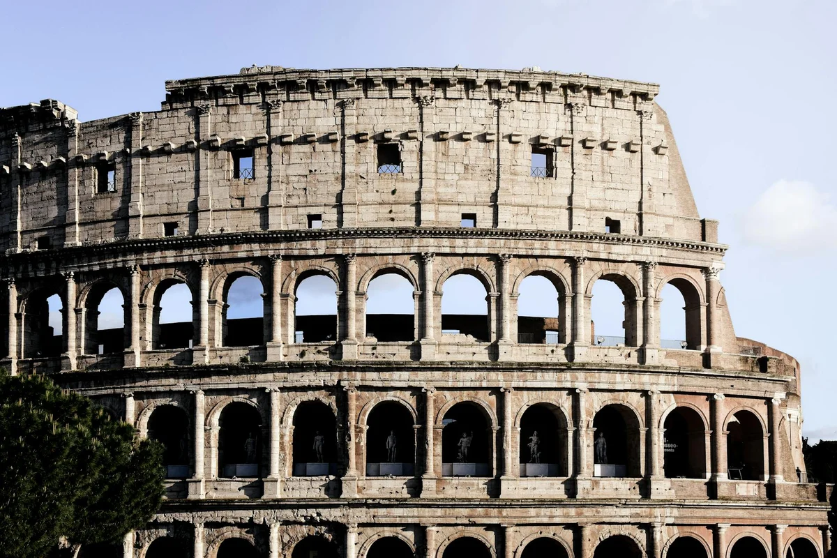 Colosseum feature