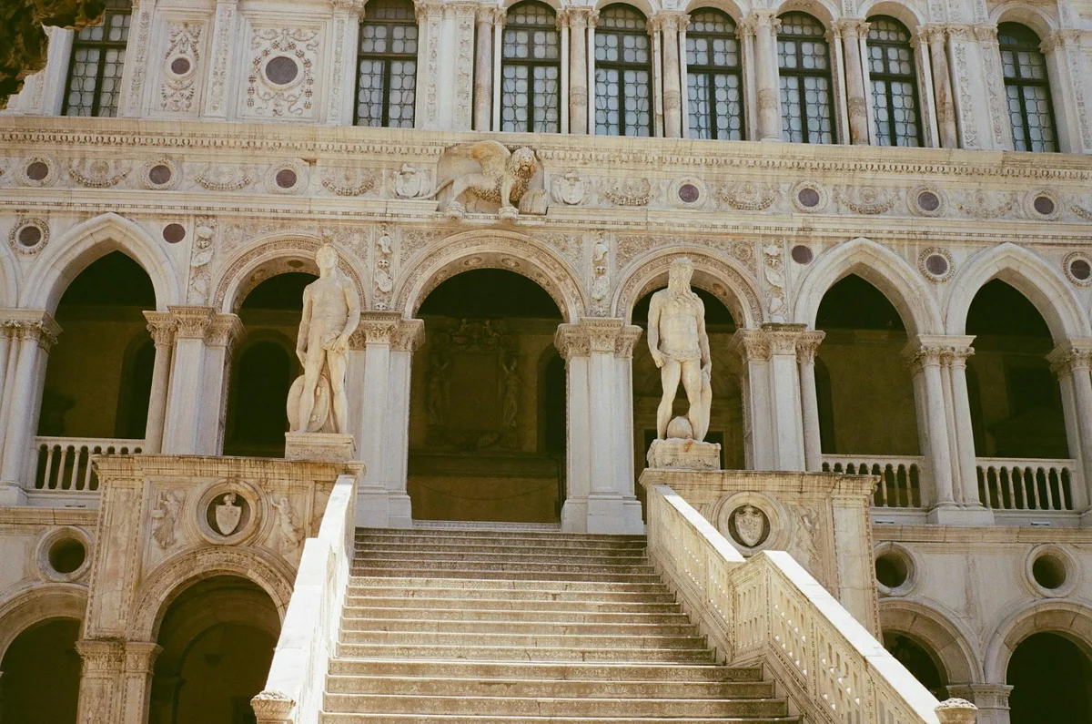 Doge's Palace feature