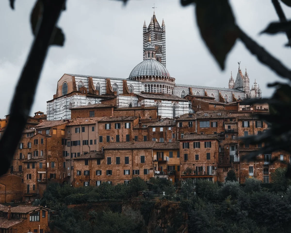Duomo di San Lorenzo feature