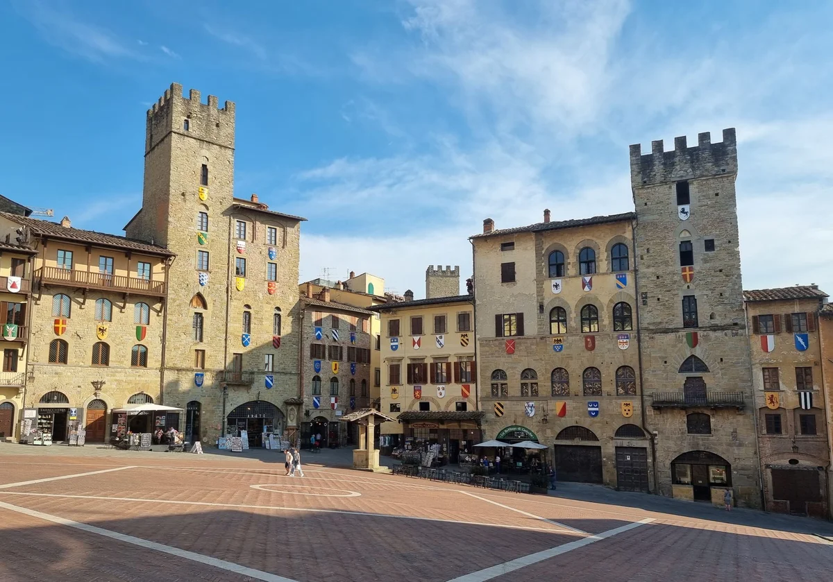Fiera Antiquaria di Arezzo view 1