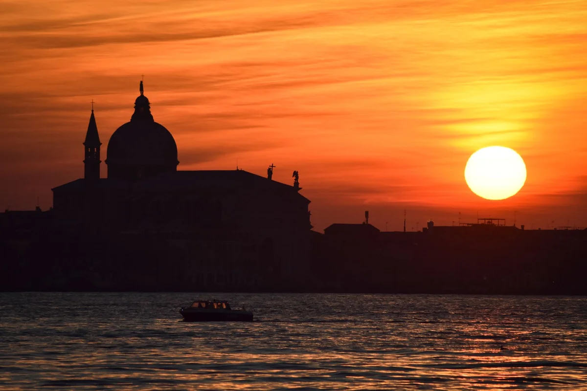 Giudecca feature