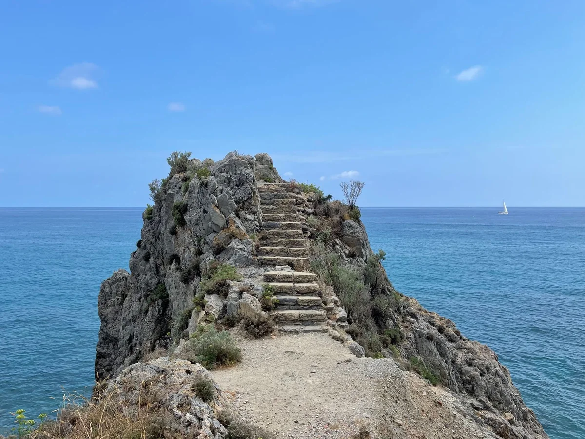 Largo Taragio view 2