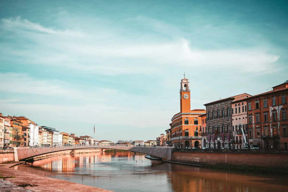 Lungarni di Pisa view 1