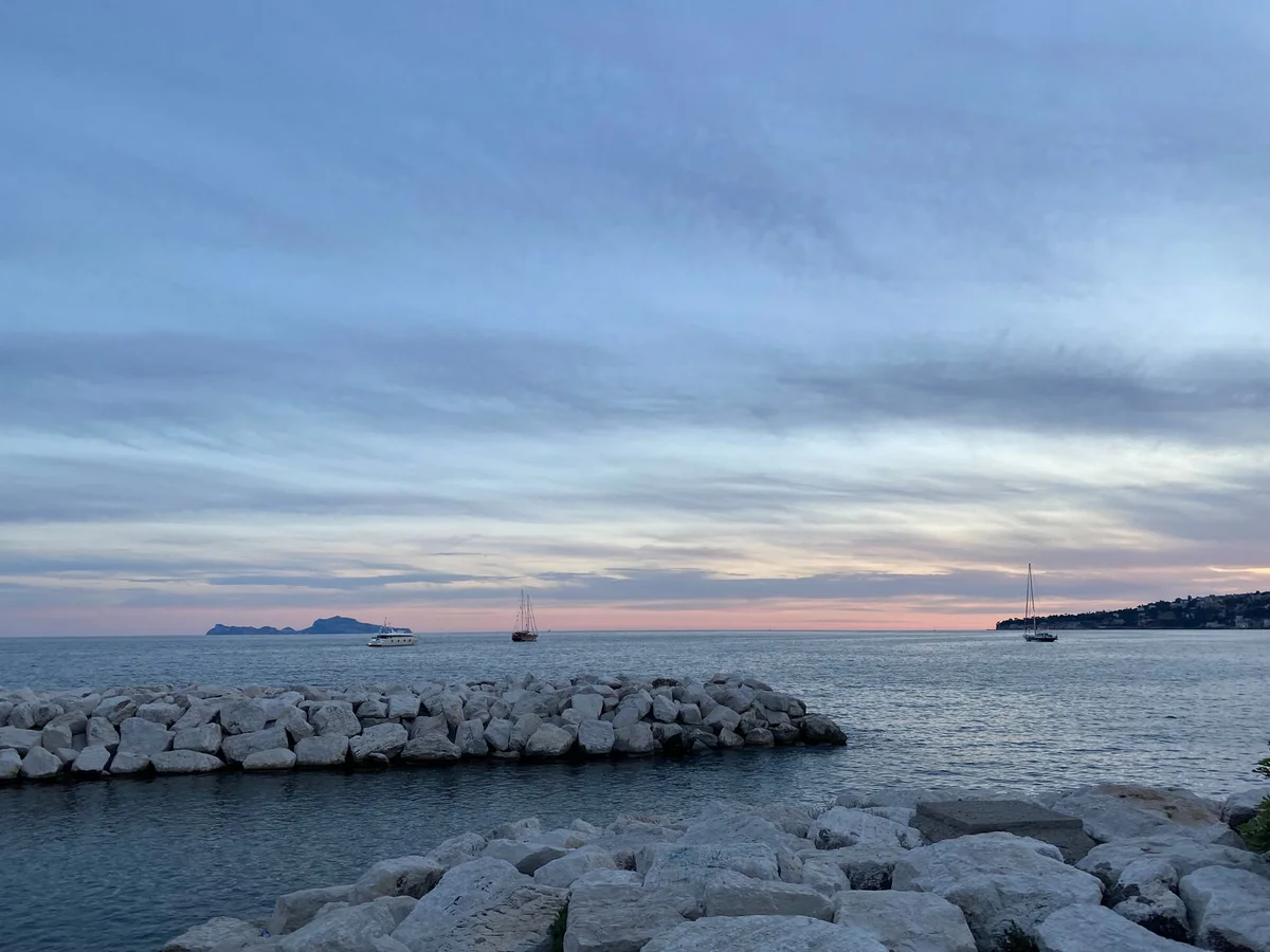 Marina di Pisa feature