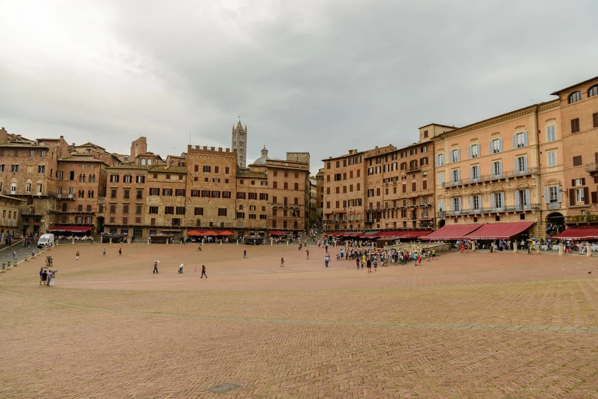 Siena Market view 2