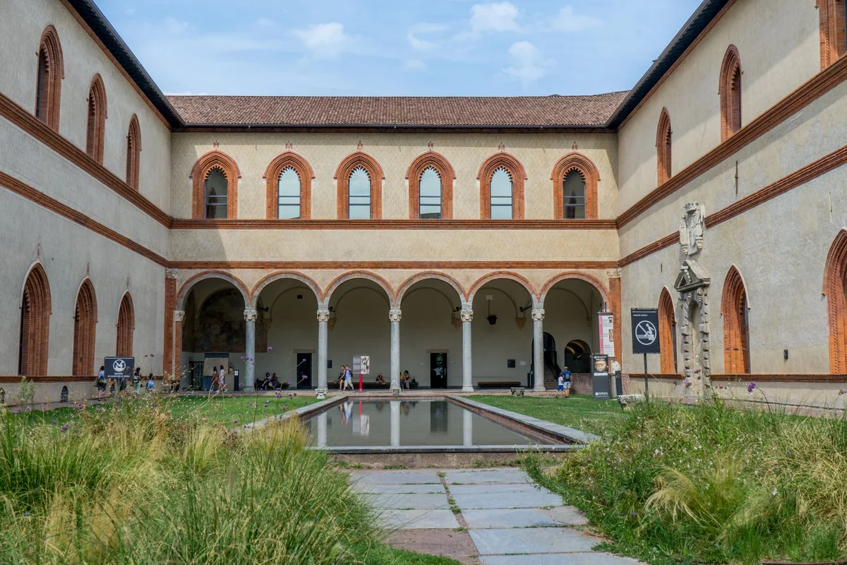 Brera Botanical Garden view 2