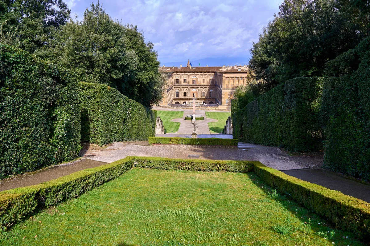 Palazzo Pitti feature