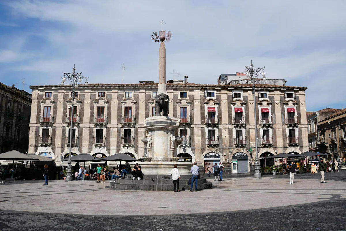 Piazza del Duomo view 1