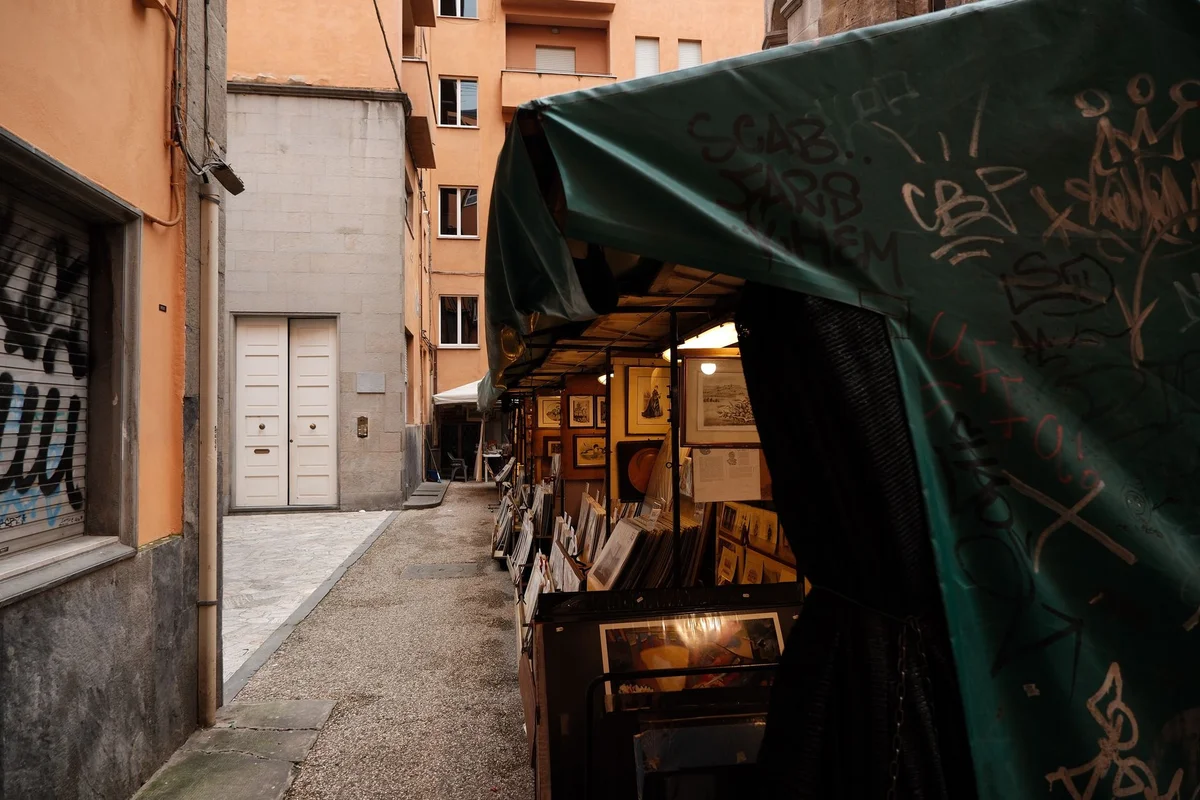 Piazza della Sala feature