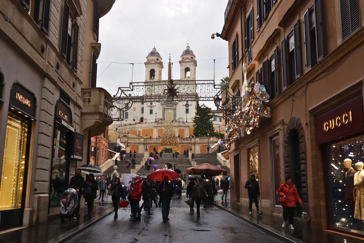 Piazza di Spagna view 1