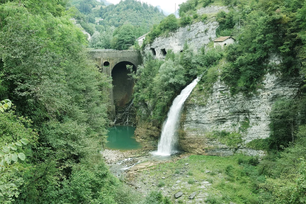 Ponte della Civera view 1