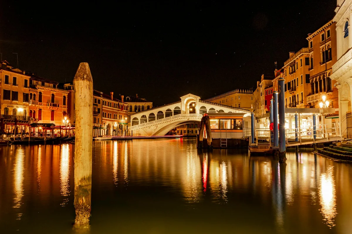 Rialto Bridge view 1