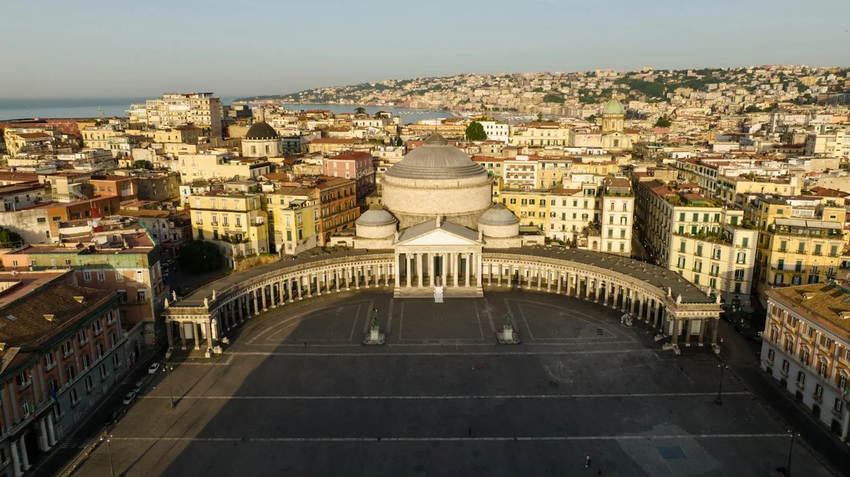 Royal Palace of Naples feature