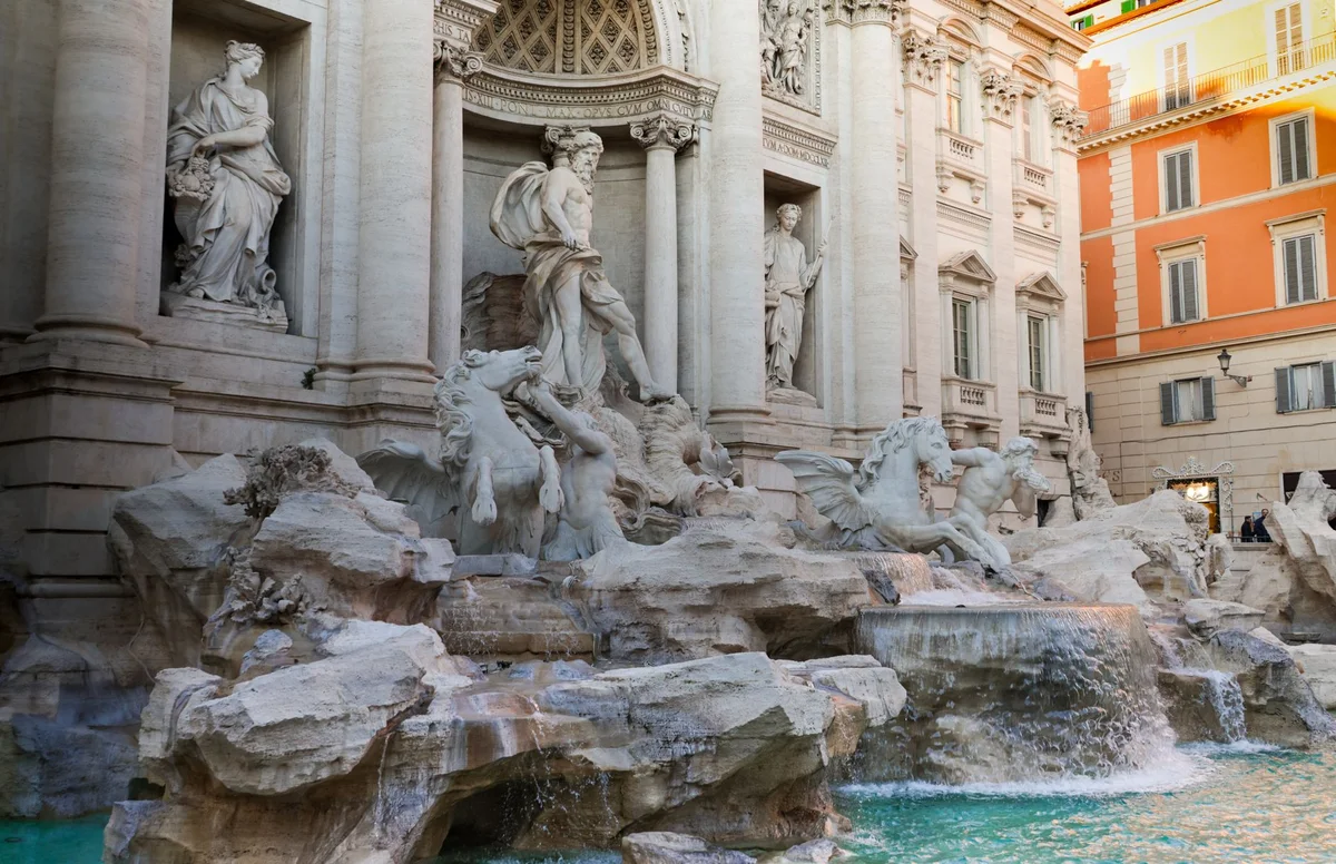 Trevi Fountain view 2