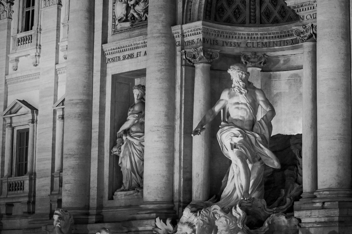 Trevi Fountain view 1