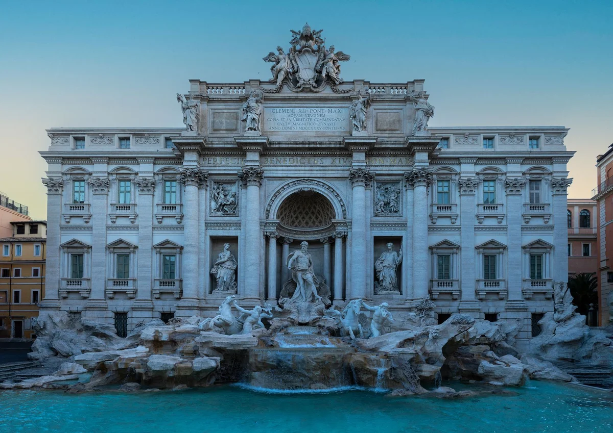 Trevi Fountain feature