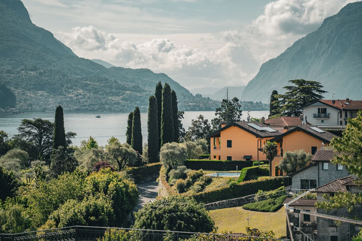 Villa Carlotta view 1