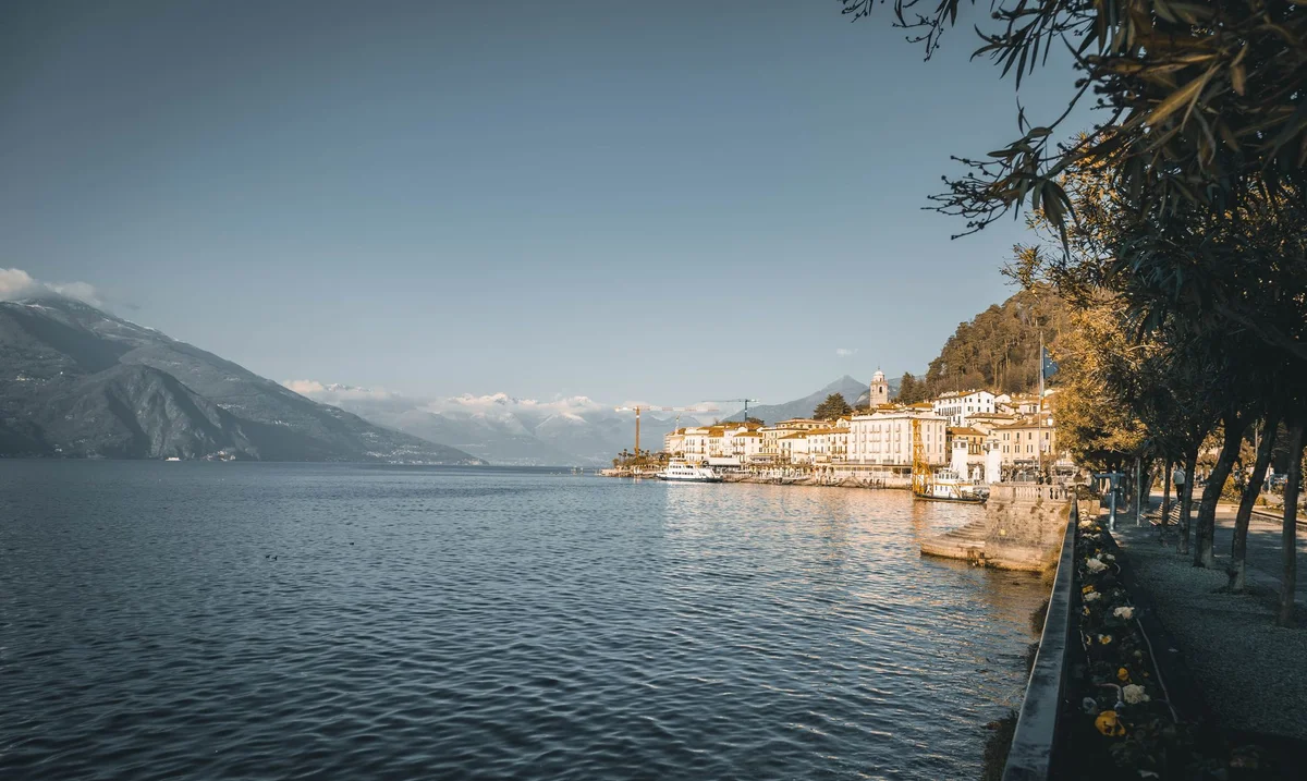 Villa Olmo feature